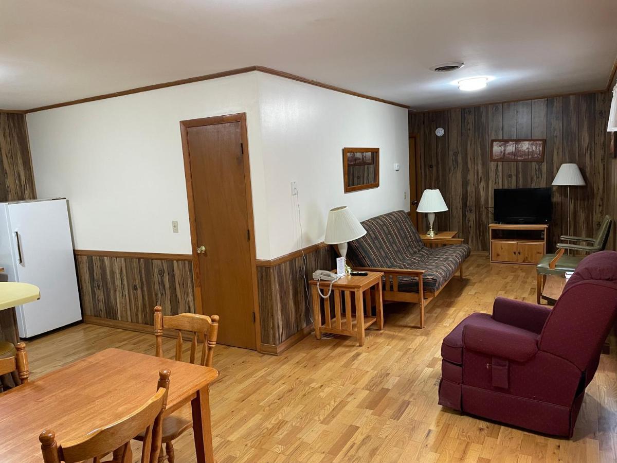 Pine Valley Motel Spruce Pine Eksteriør bilde