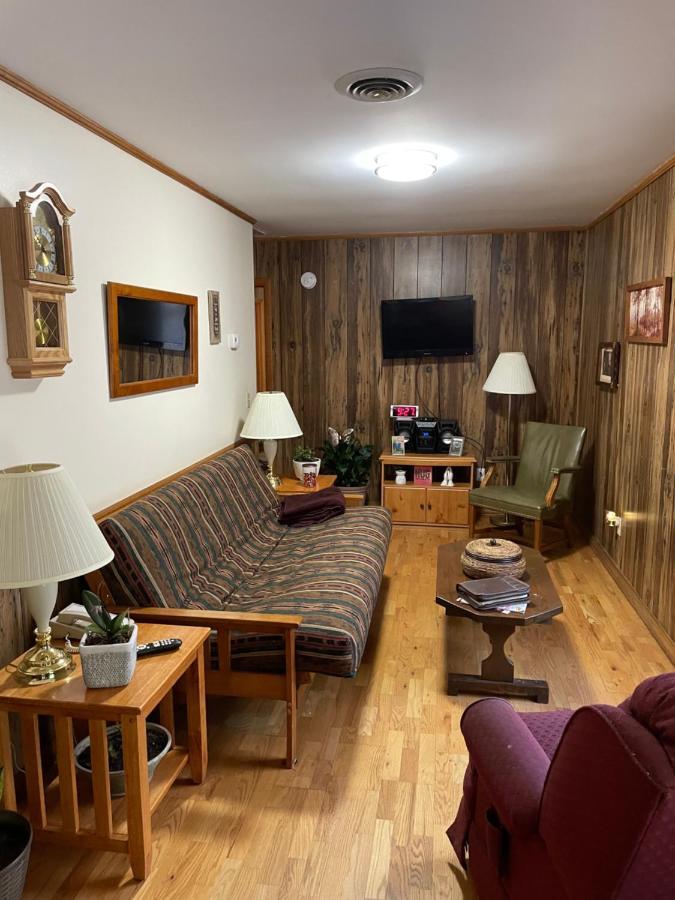 Pine Valley Motel Spruce Pine Eksteriør bilde